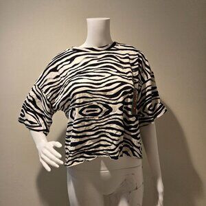 NWT Grayson Threads Zebra Print Crop Top Short Sleeved Black White M